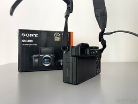 Bezzrcadlovka Sony A6400 + baterie - 2