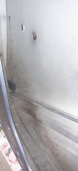 Levé přední dveře VW Touran 1 rv 2005 stříbrná LA7W - 2