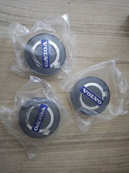 Středové pokličky Volvo originál - 2
