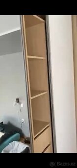 Šatní skříň - 2
