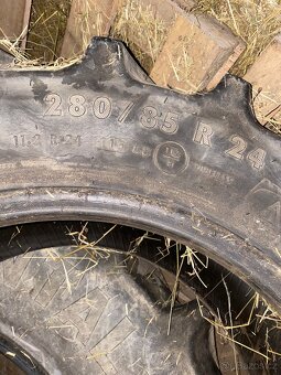 Pneumatiky Continental 16.9 R 30 a 11.2 R 24 - 2