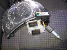 Opel Corsa C 1.0 12V 44kW typ motoru Z10XEP ECU - 2