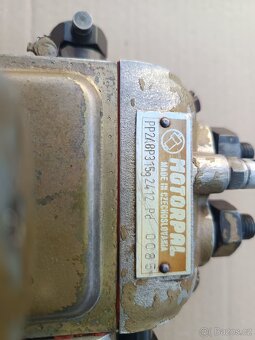 Prodám vstřikovací čerpadlo Zetor , typ čerpadla 2412 - 2