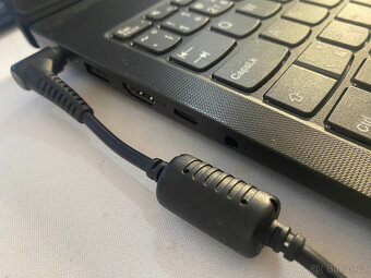 💻 Prodám notebook Lenovo V15 G3 IAP – skoro nepouživaný - 2