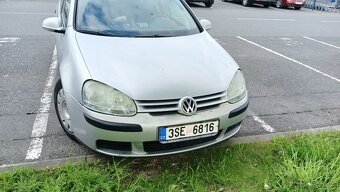 PRODAM golfa 5 1.9tdi. 77 kw 2005 rok - 2