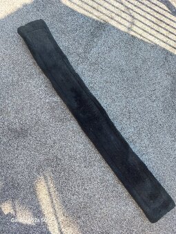 Drezurní podbřišník 85 cm umělý beránek - 2