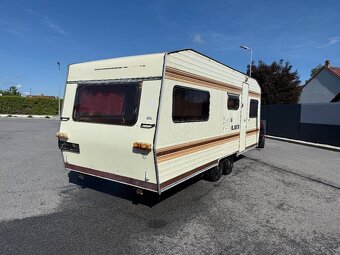 Karavan Buerstner LUX - 2