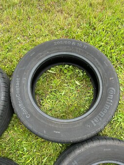 Pneu 205/60 R 16 - 2
