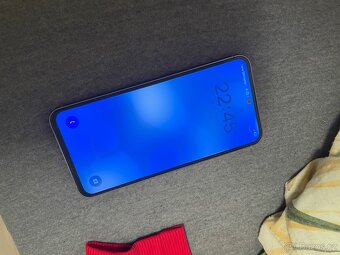 Prodám telefon Samsung s23 fe 8gb/128gb - 2