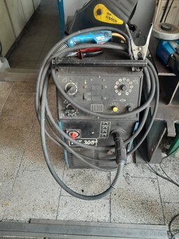 svářečka CO2 - 2
