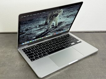 MacBook Pro 13'' 2020 / M1 / 16GB / 512GB SSD / Silver - D - 2