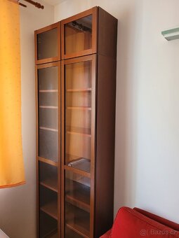 Průhledná skříň - 2