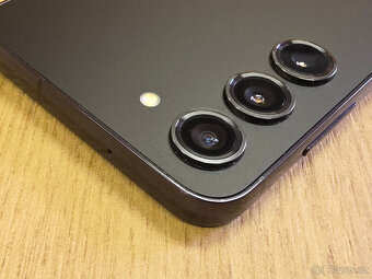 Samsung Galaxy S23 256 GB - 2