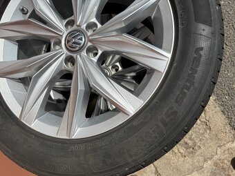 ALU disky original VW 5NA601025B 7jx18 et 43 + 235/55 r18 - 2