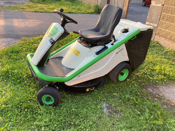 Zahradní traktor,profi rider Etesia Bahia - 2