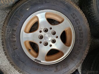 Jeep Cherokee 225/75 R15 - 2