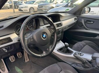 BMW e91 318i - 2