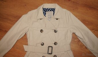 Dívčí trenčkot C&A - vel. 146 - 2