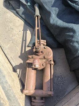 Ruční čerpadlo Lila 75 nepoužité uloženka - 2