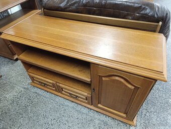 Rustikální komoda, nábytek z masívu - 2