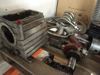 Kompresor orlík dvoupístový díly - 2