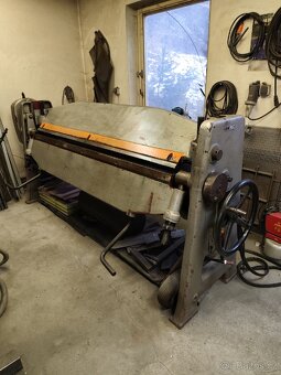 Ohybačka plechu - 2