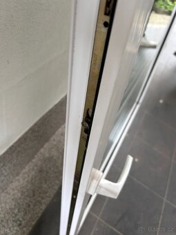 Okno plastové (bez rámu) - 2 kusy - 2