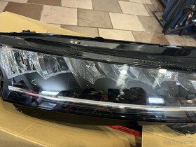 SKODA OCTAVIA 4, PP SVETLO - 2