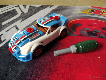 Montovaci hračky - 2