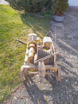 Stavební vrátek - 2