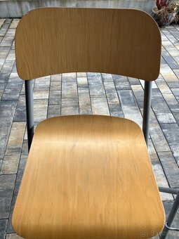 Prodám dvě barové židle,stoličky ,skládací.Ikea - 2