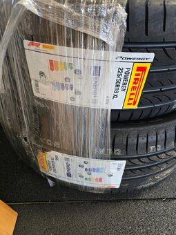 Letni pneu 225/50 R18 99W SUV XL - 2