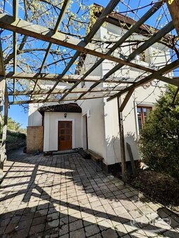Rodinný dům k pronájmu 202 m2, pozemek 660 m2, Mnichovice - 2