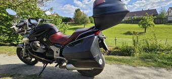 Moto Guzzi Breva 1100 - 2