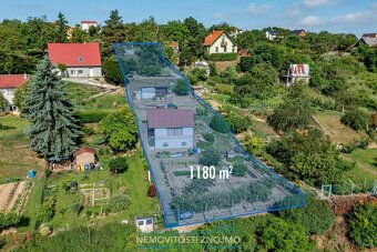 Prodej zahrady se zděnou chatkou, výměra 1118m2, výhled na L - 2