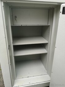použitý trezor velký Adolphs (D20) - 2