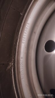 Pneu + plechový disk 215/60 R16 95v - 2