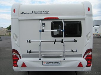 Prodám karavan Hobby 440 sf,r.v.2012 + mover + předstan. - 2