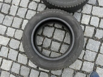ZIMNÍ PNEU PIRELLI 185/65R15 - 2