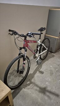 Kona Kikapu Nine – velikost M, celoodpružení - 2