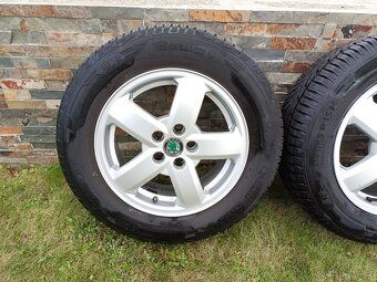 Celoroční pneu kola Škoda Octavia 1  195/65/15 et38 - 2