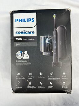 Kartáček Philips Sonicare 5100 HX6850/57 - 2