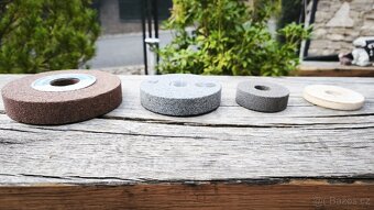 BRUSNÝ KOTOUČ různé druhy menší velikosti - 2