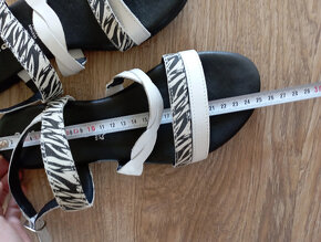 NOVÉ sandály Tamaris vel. 39 - 2