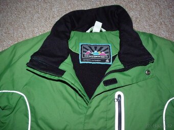 Lyžařská dětská bunda H M - Eur 128 - 2