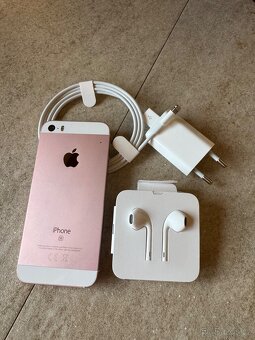 Apple iPhone SE 32GB Rose Gold - 2