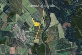 Prodej specifického pozemku 36 664 m², Uhřičice - 2