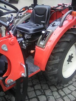 Prodej malotraktoru shibaura d228f - 2