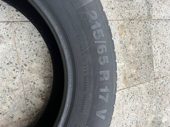 215/65 R17 Continental - 2