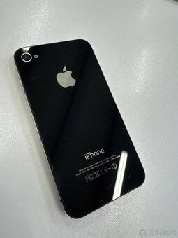 Apple iPhone 4, bez nabijecky a krabice - 2